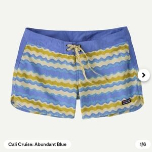 Patagonia W's Wavefarer Boardshorts - 5 In.
